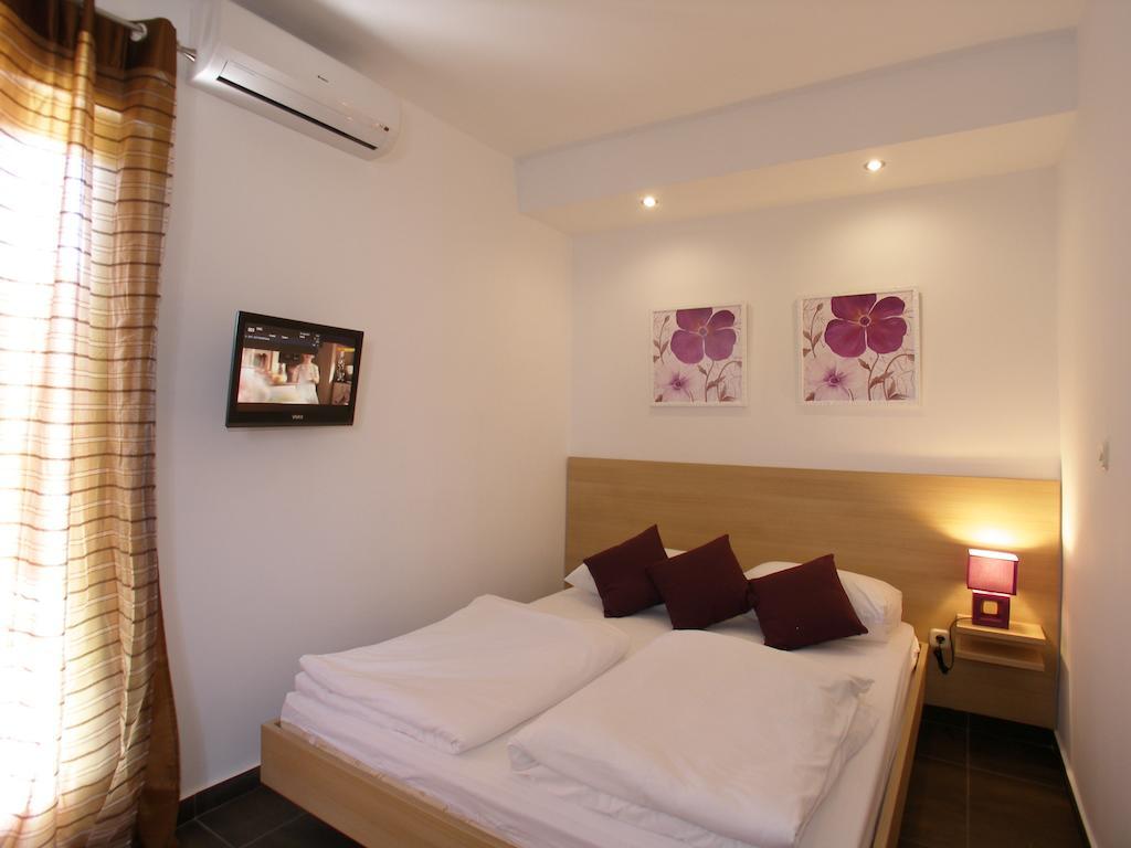 Guest House Lorenta Vodice Quarto foto